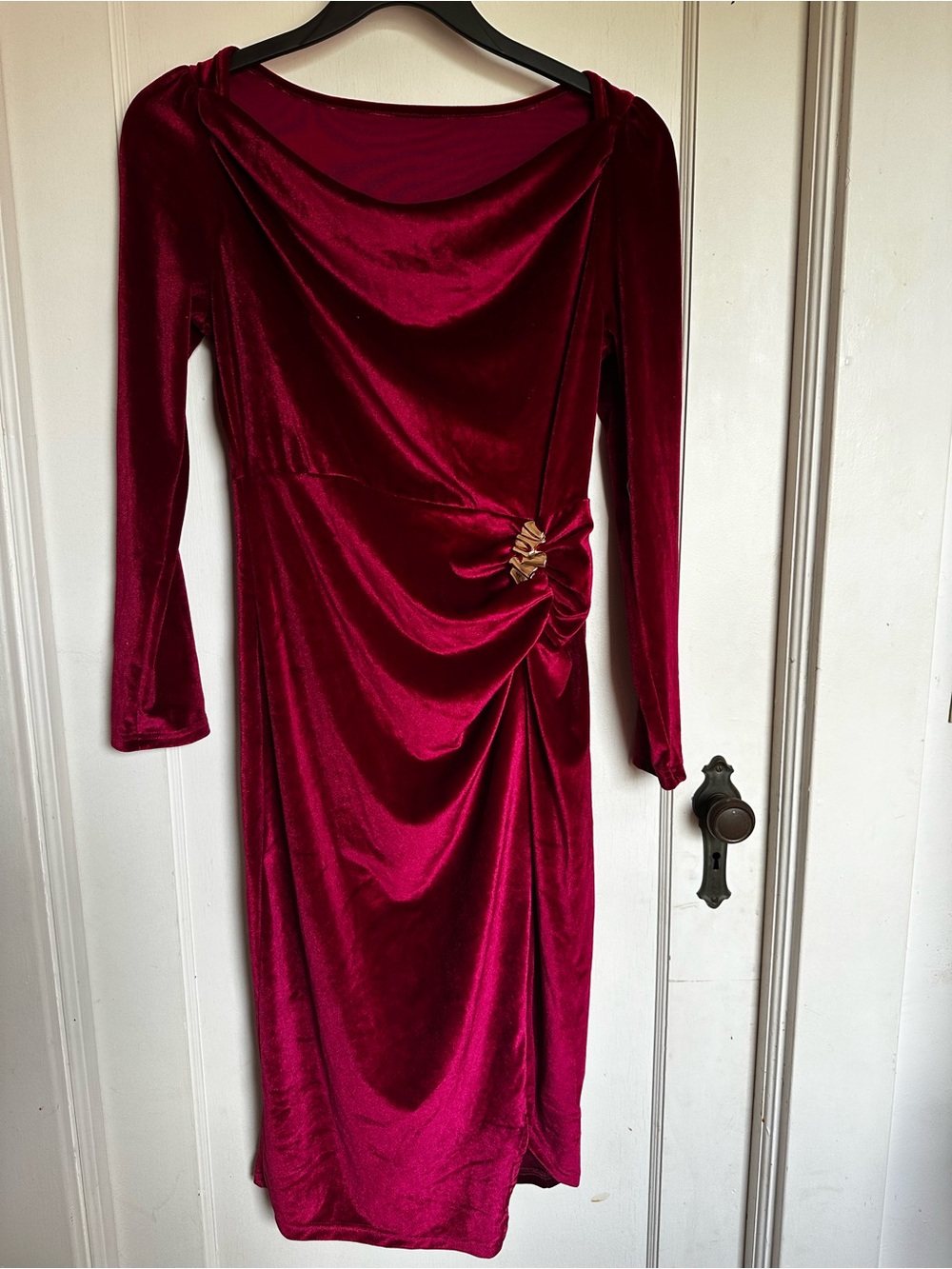 NWOT Women's Velvet Ruched Cocktail Dress in Burgundy